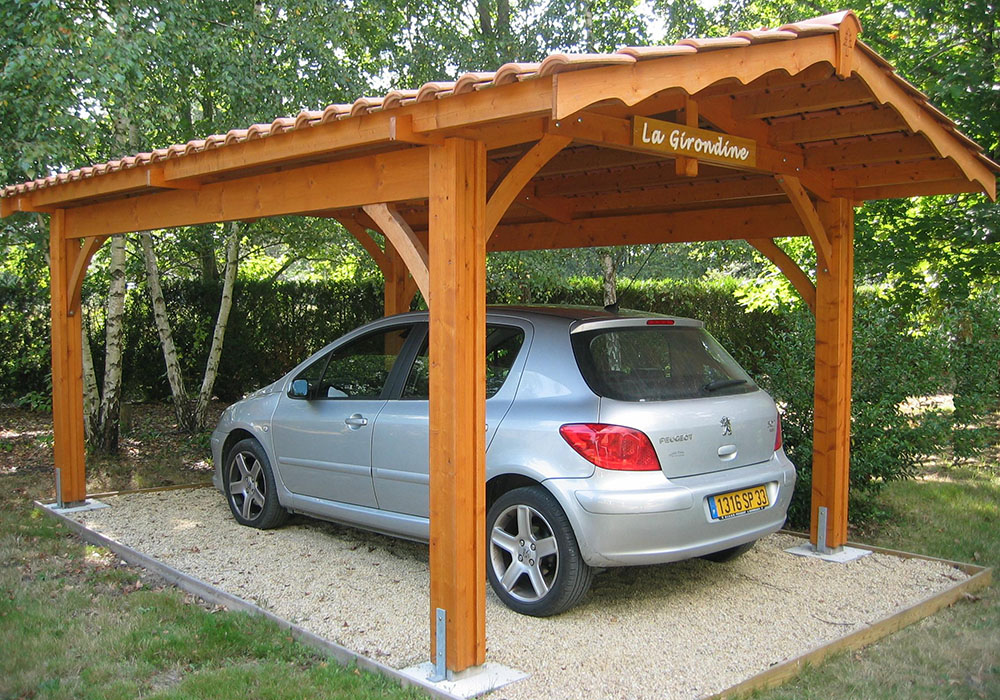 Abri voiture de qualité en bois et tuiles - Robert Léglise 33